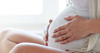 Bà bầu bị viêm đại tràng phải làm sao? Cách điều trị bệnh